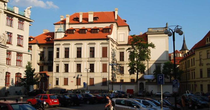 Clam-Gallasův palác