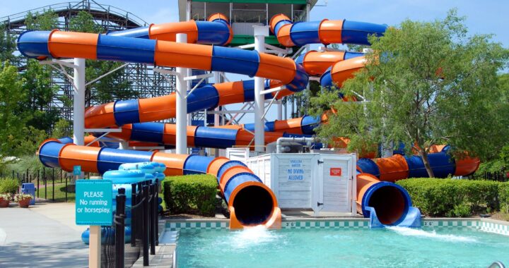 water park ride