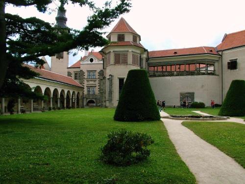 telc-zamek-mesto-namesti-73